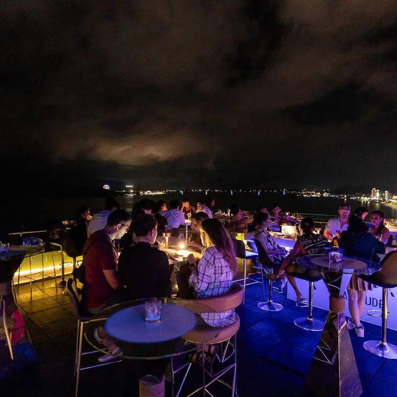 Altitude Rooftop Bar - Nha Trang - ảnh 3