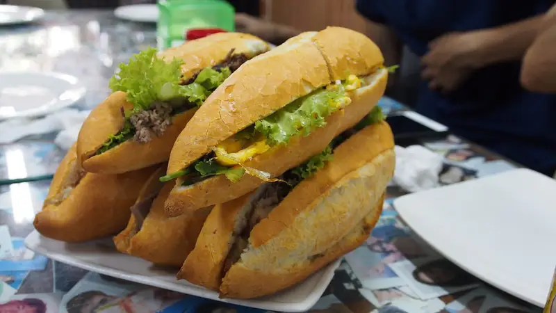 Bánh Mỳ Phượng - Hội An - ảnh 2