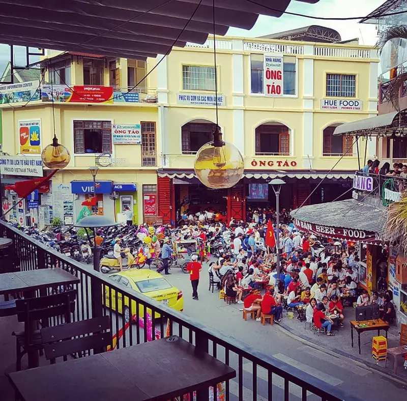 Phố tây Huế - ảnh 4