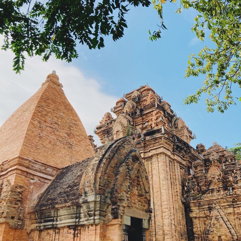 Tháp Bà Ponagar - ảnh 4