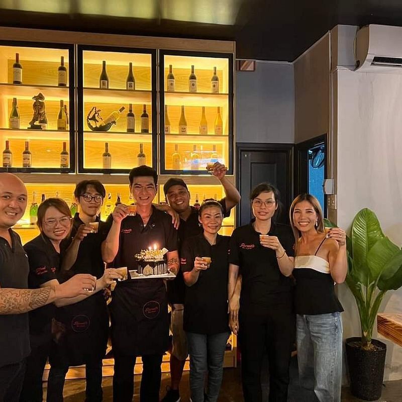 Secrets Bar & Grill Nha Trang - ảnh 5