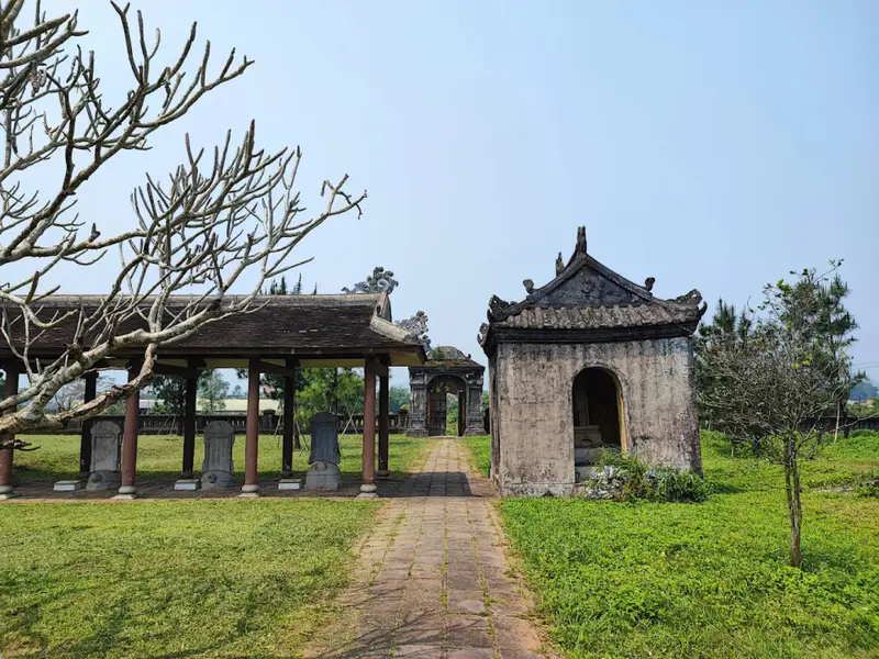 Văn Thánh Huế - ảnh 4