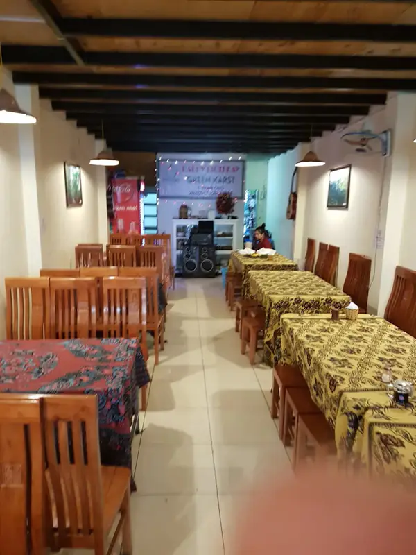 Green Karst Restaurant & Bar(Nhà hàng Núi Đá Xanh) - ảnh 3