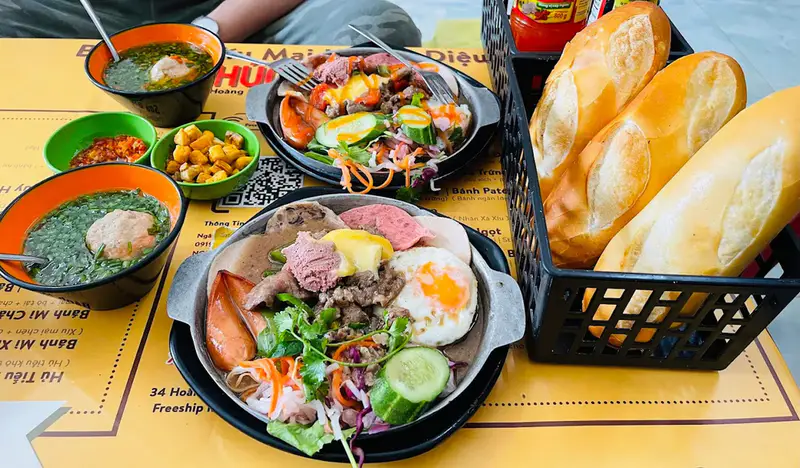 Bánh Mì Xíu Mại Phúc Hân - Hoàng Diệu - ảnh 5