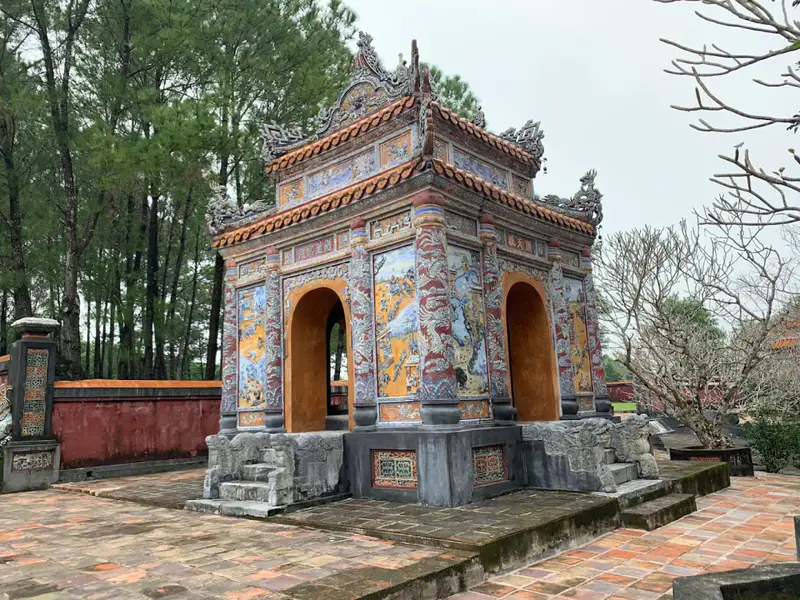 Tư Lăng - Lăng mộ vua Đồng Khánh - ảnh 4