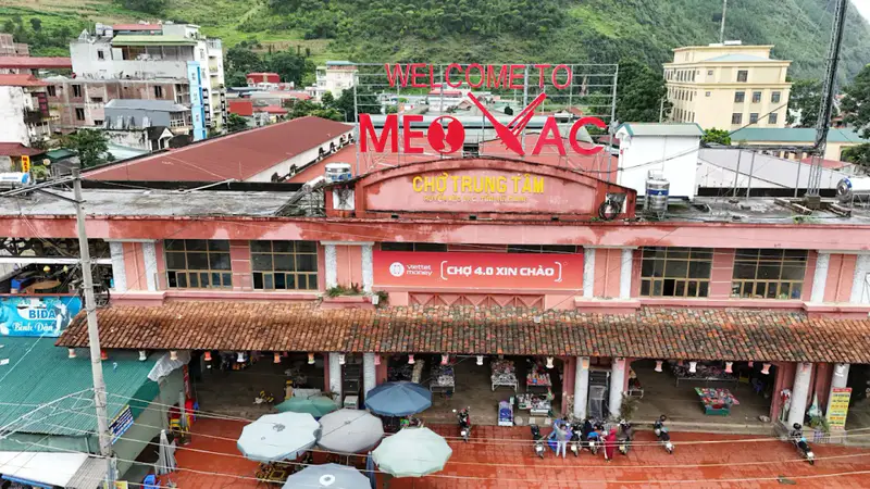 Chợ Trung tâm Mèo Vạc - ảnh 4