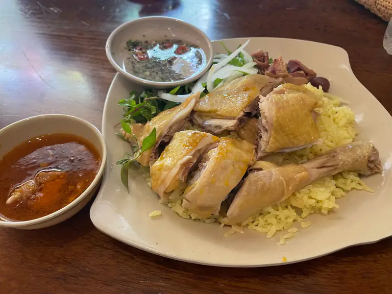 Cơm Gà Bà Buội - ảnh 9