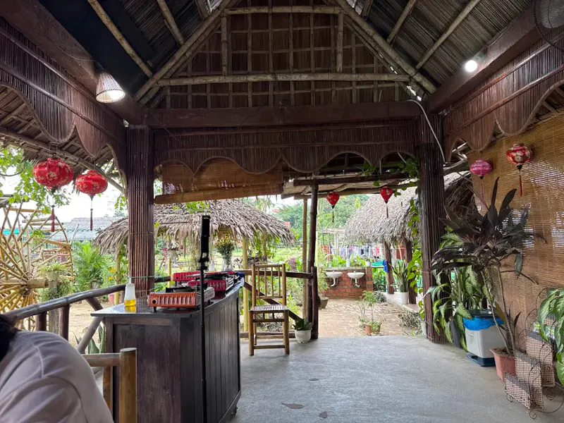 Tra Que Water Wheel Restaurant & Cooking classes - ảnh 3