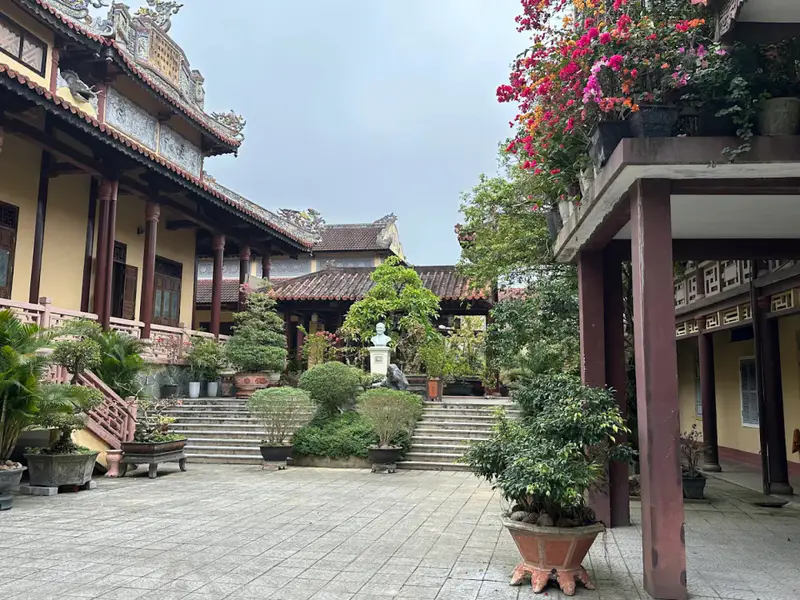 Chùa Từ Đàm - ảnh 4