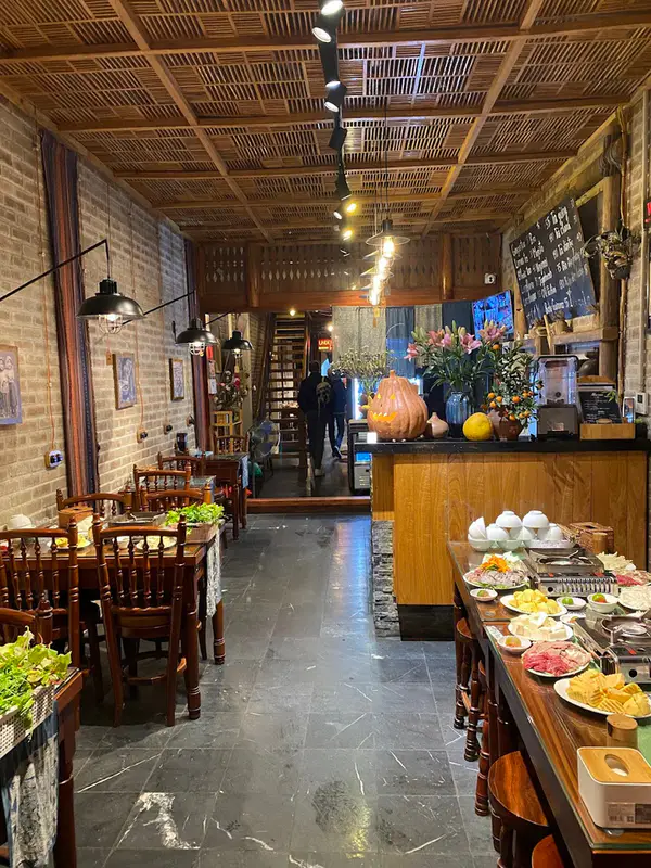 Ethnic House lounge bar, hostel & restaurant - ảnh 4