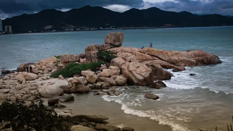 Hòn Chồng - ảnh 3