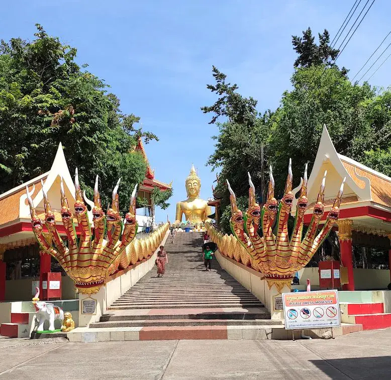 Chùa Phật Lớn Wat Phra Yai - ảnh 5