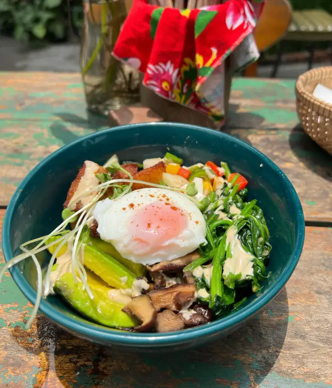 Mingle-Vegetarian-Cafe-Restaurant - ảnh 4