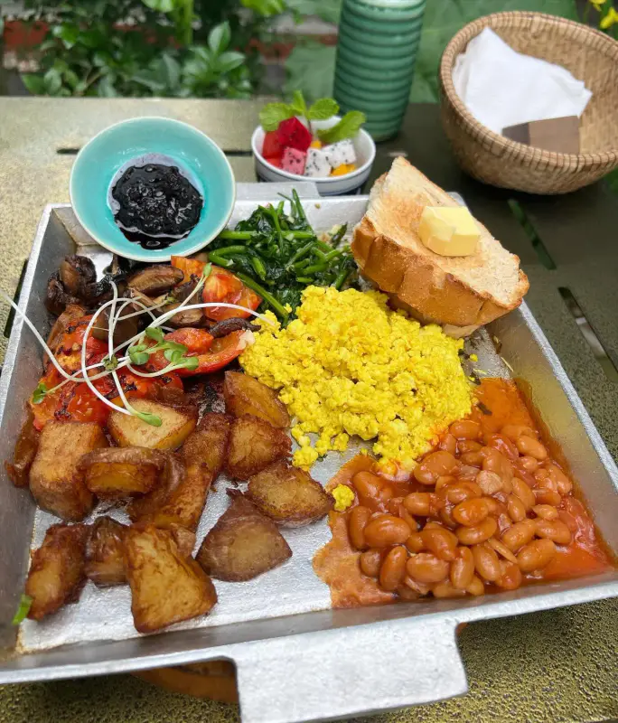 Mingle-Vegetarian-Cafe-Restaurant - ảnh 7