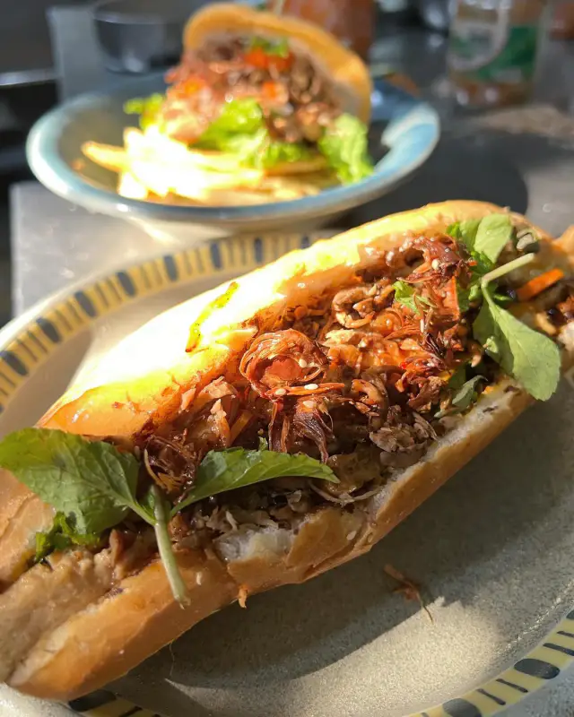 Mingle-Vegetarian-Cafe-Restaurant - ảnh 5
