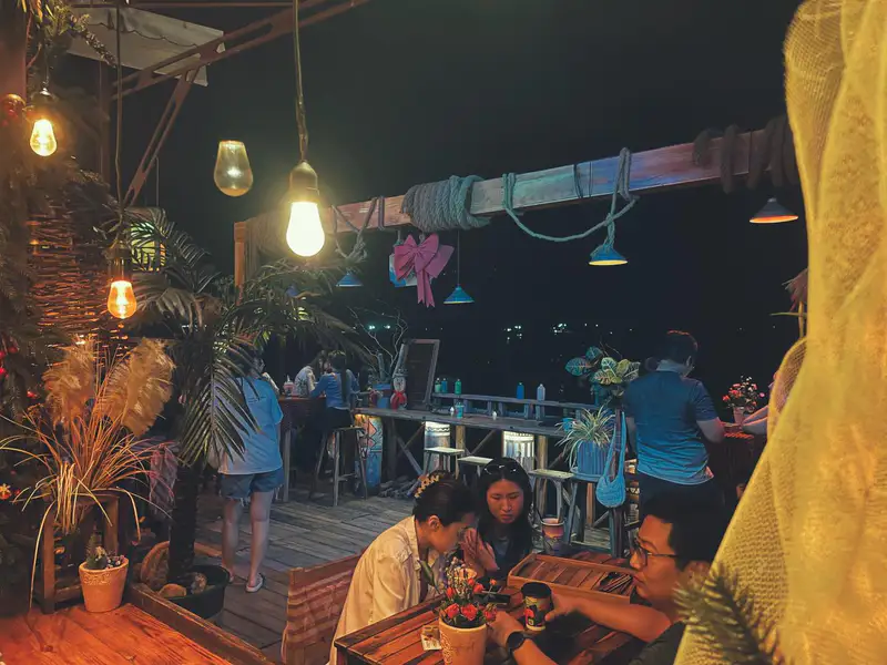 Beach Stop - ảnh 2