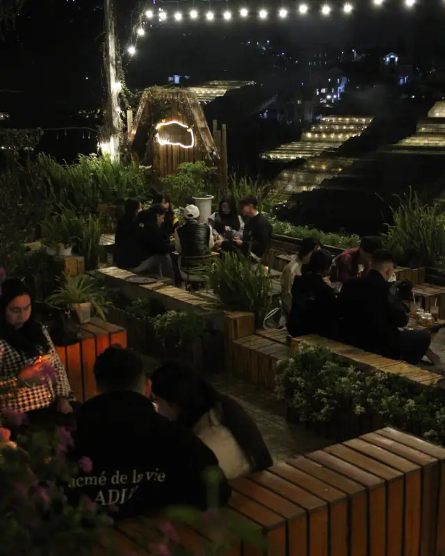 Tiệm cà phê bánh Nhà Mây Cây - ảnh 3