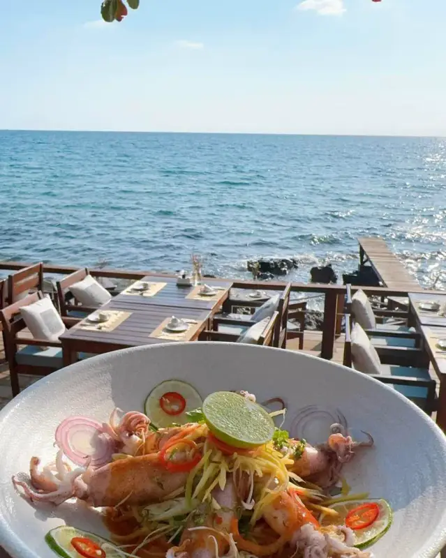 Camia Restaurant - ảnh 7
