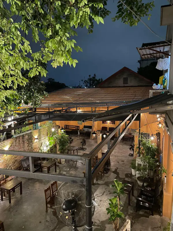 Trốn cafe - ảnh 5