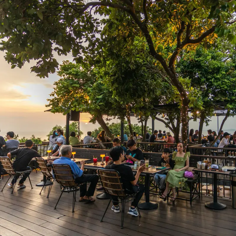 Chuồn Chuồn Bistro & Bar - ảnh 4