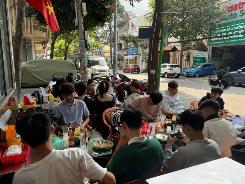 Bánh Mì Chảo Loan Kim - ảnh 7