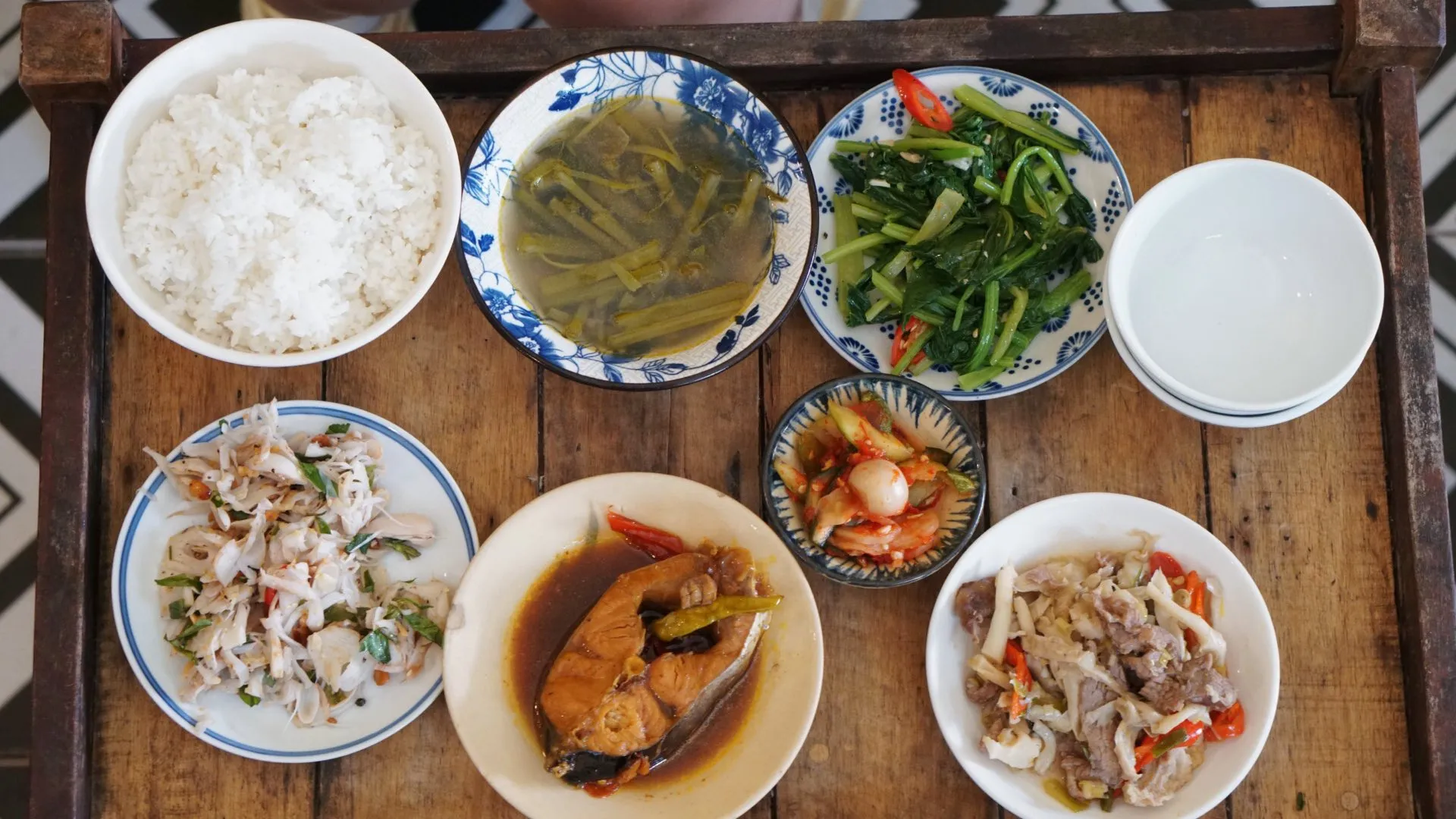 Quán cơm Huế O Én - ảnh 2
