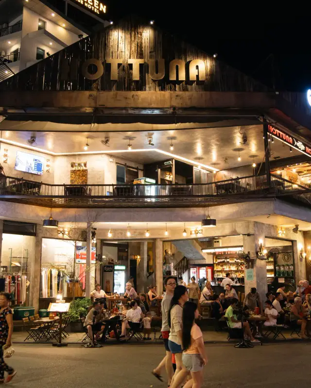HotTuna Restaurant - nha hang Hottuna - ảnh 2