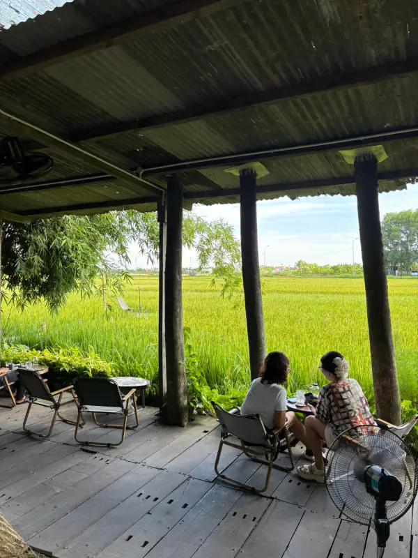 Tiệm Café Tụi Mình Huế - ảnh 4