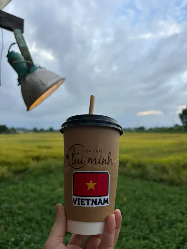 Tiệm Café Tụi Mình Huế - ảnh 8