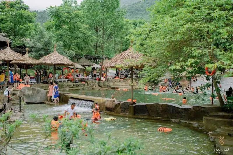 Bạch Mã Village - Thác trượt Bạch Mã - ảnh 7