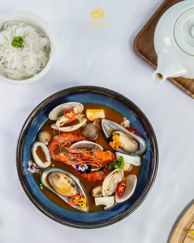 Hương Ngự Restaurant - ảnh 2