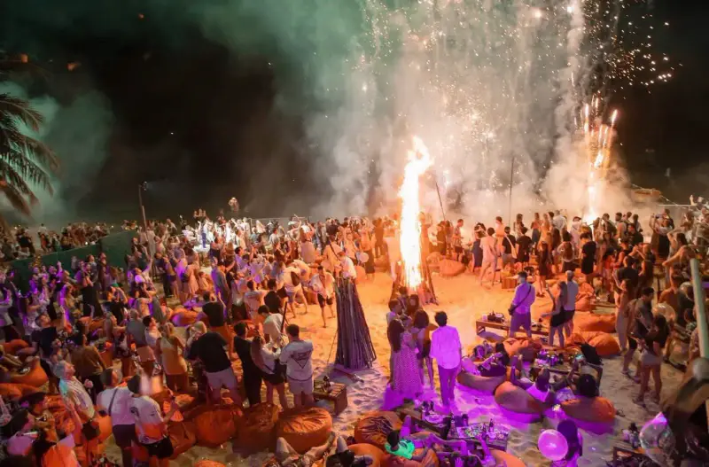 OCSEN Beach Bar & Club - ảnh 5