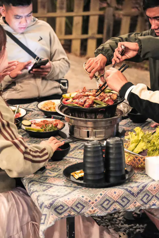 Tiệm Nướng Đồi Nhà Đèn - ảnh 3