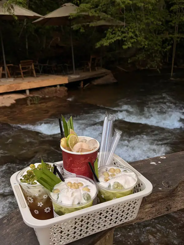 Tiệm cà phê Nhà Bên Suối - ảnh 7