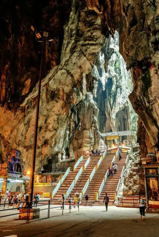 Động Batu Caves - ảnh 2