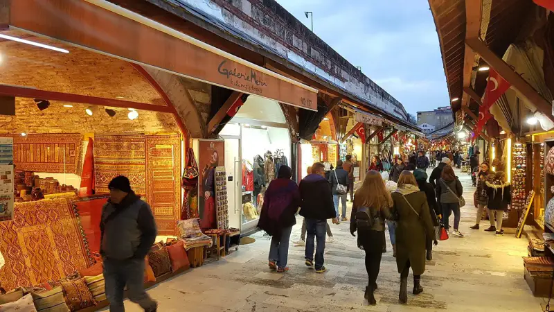 Arasta Bazaar - ảnh 2