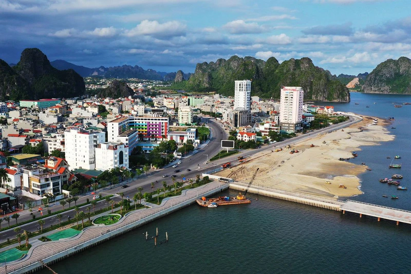 Bãi tắm Hòn Gai - ảnh 5