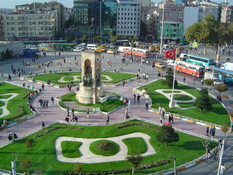 Taksim Square - ảnh 2