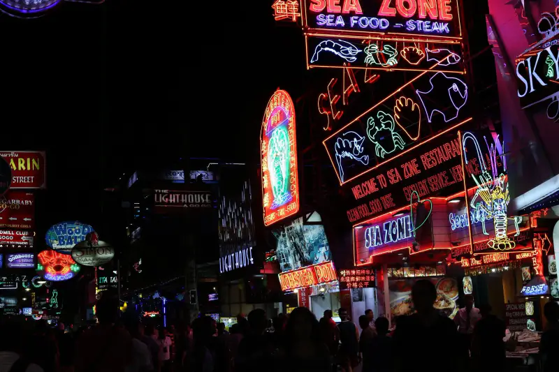 Phố đi bộ Pattaya - ảnh 2
