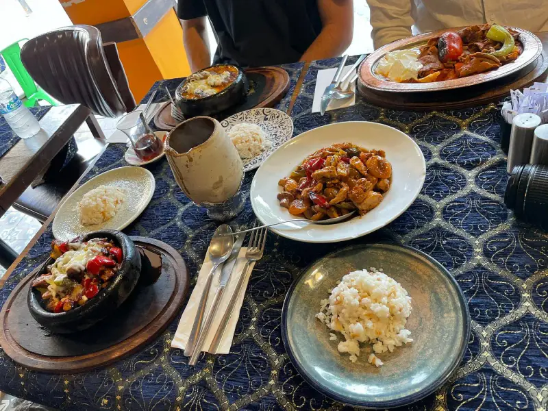 New Balat Cafe Restaurant - ảnh 6