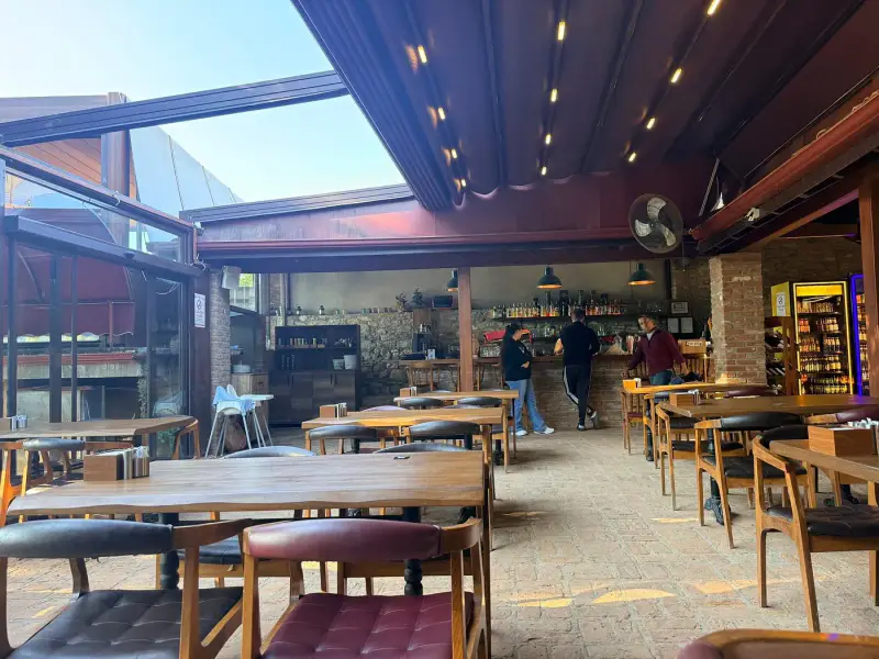 Mekan Efes Restaurant - ảnh 6