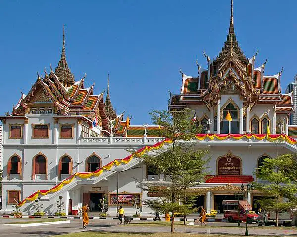 Chùa thuyền Wat Yannawa, Phra Aram Luang - ảnh 5