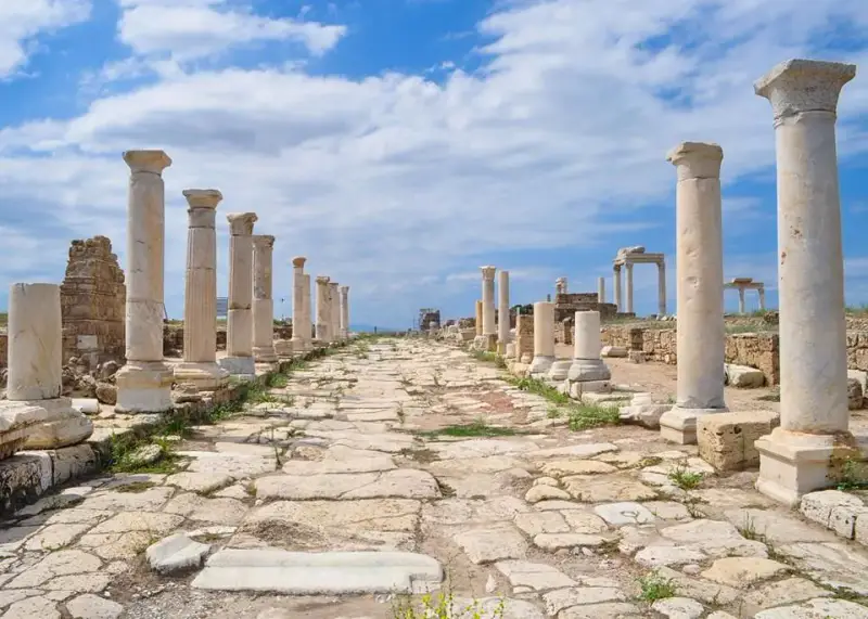 Laodicea Ancient City - ảnh 4