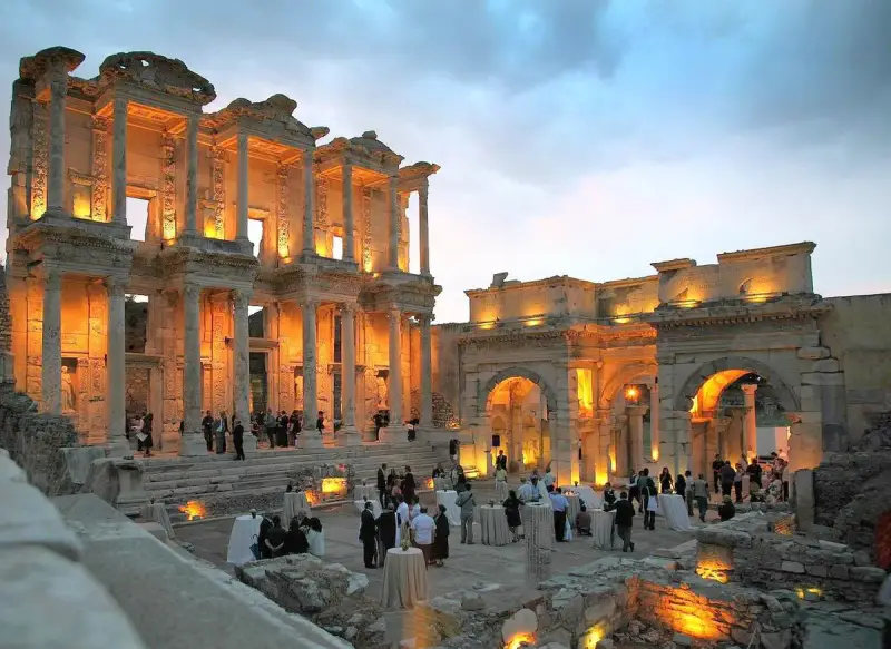 Ephesus: thành phố cổ Hy Lạp-La Mã - ảnh 4