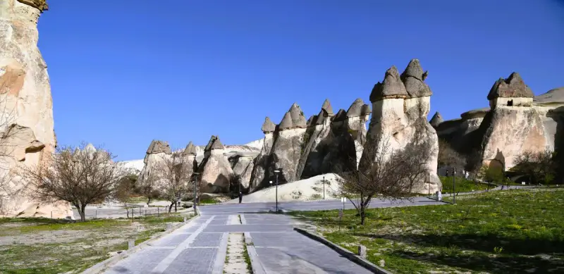 Thung lũng Paşabağ Vadisi - ảnh 3