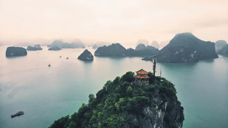 Hòn Ti Tốp - ảnh 2
