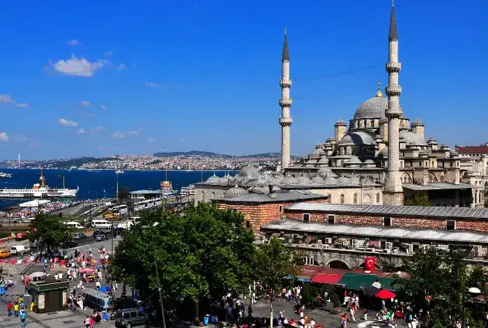 Eminonu Square - ảnh 5