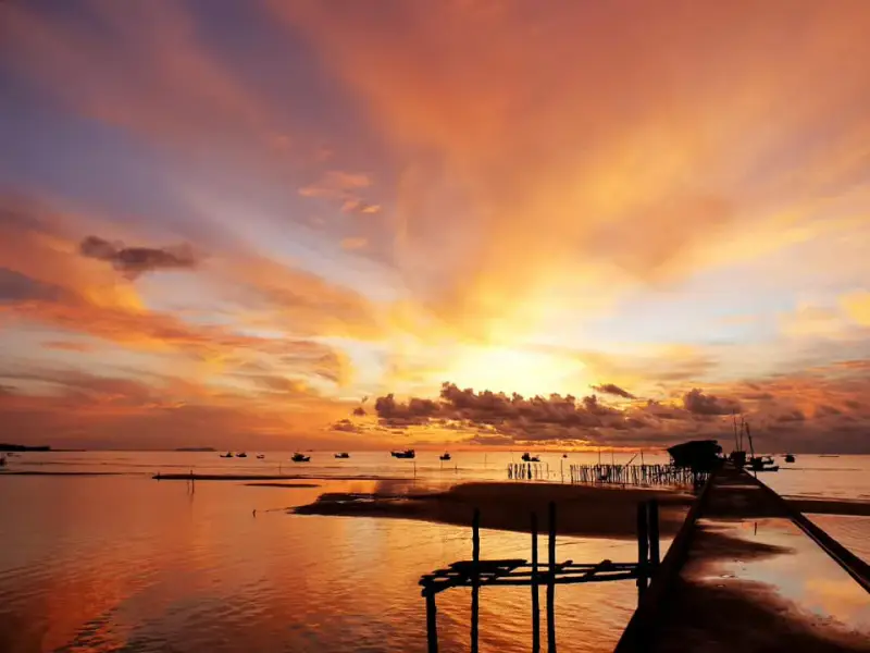 Làng chài Hàm Ninh - ảnh 4