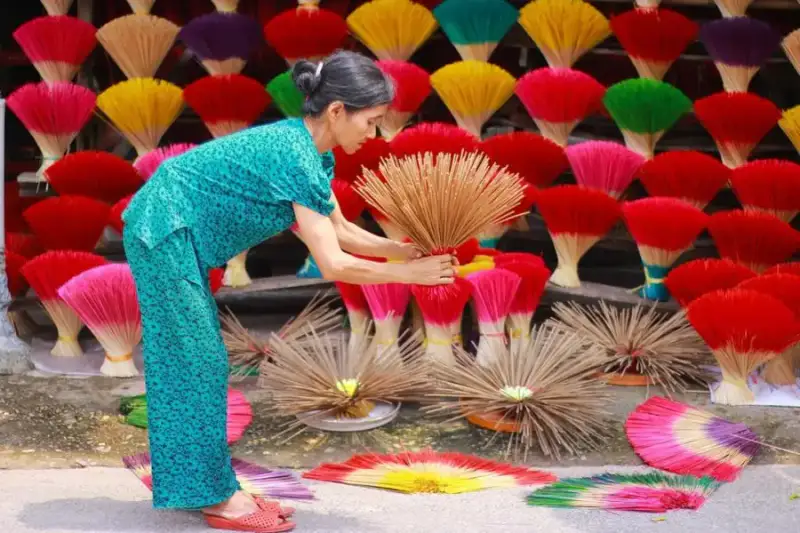 Làng Hương Thuỷ Xuân - ảnh 5