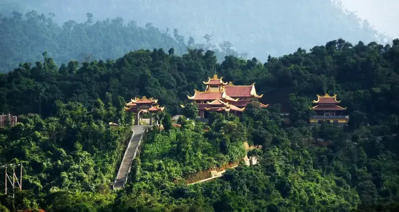 Núi Yên Tử - ảnh 3